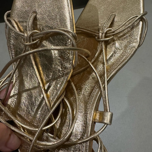Sandal - Picture 4 of 7
